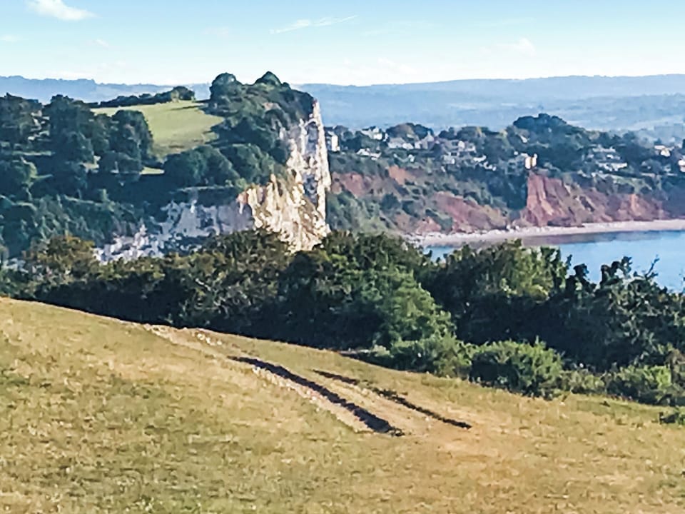 Beer lies on the Jurassic coast and there are wonderful coastal walks along the south west coastal footpath | Beachcomber Cottage, Beer