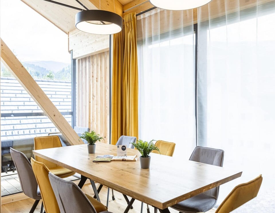 Apartment | Dining