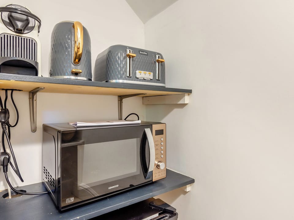 Kitchen area | Forest View Barn, Near Balcombe
