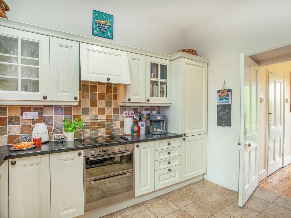 Kitchen | Lynwood, Boscastle