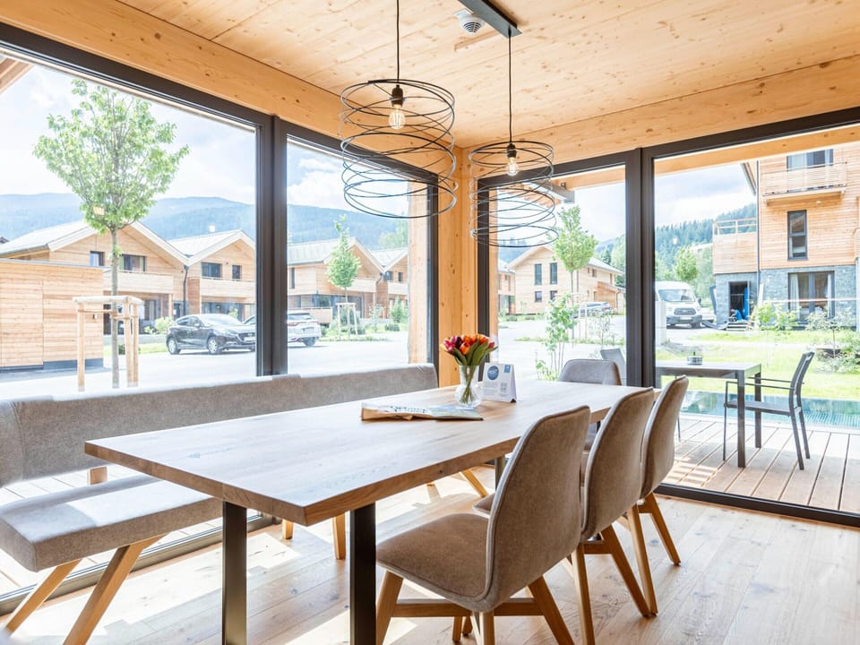 Apartment | Dining