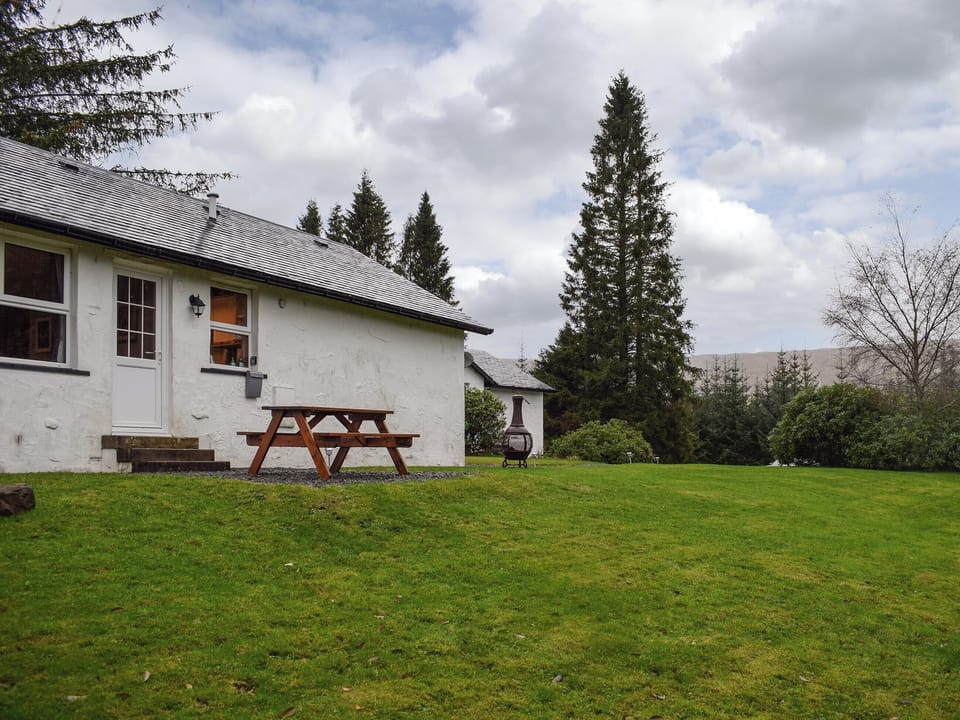 Exterior | Pine Cottage, Killin