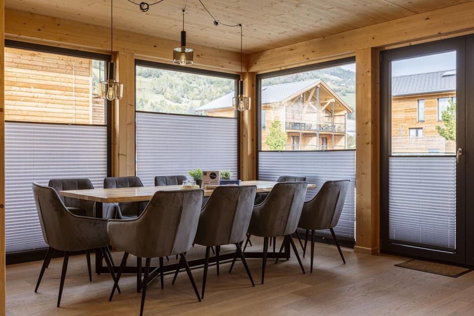 House | Dining