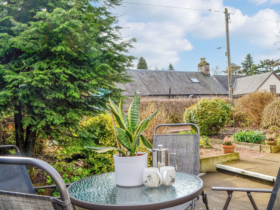 Outdoor area | Jessamine Cottage, Blairgowrie