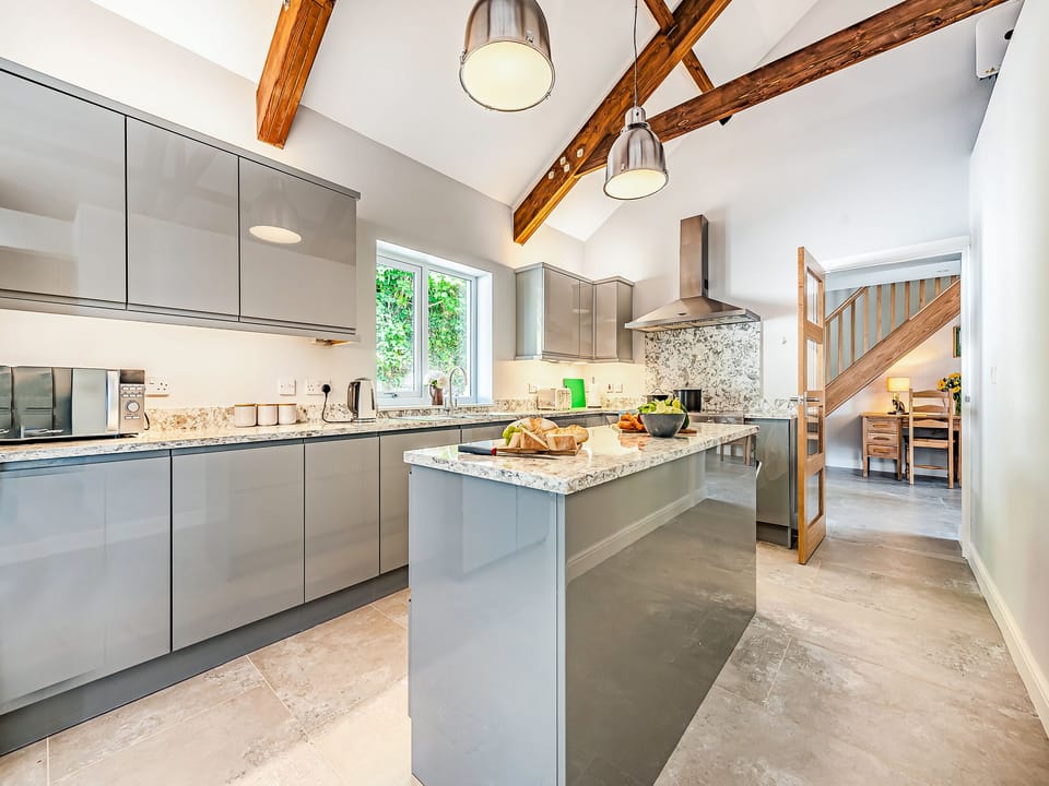 Kitchen area | Llwynblyfyn, Llansawel, near Llandeilo