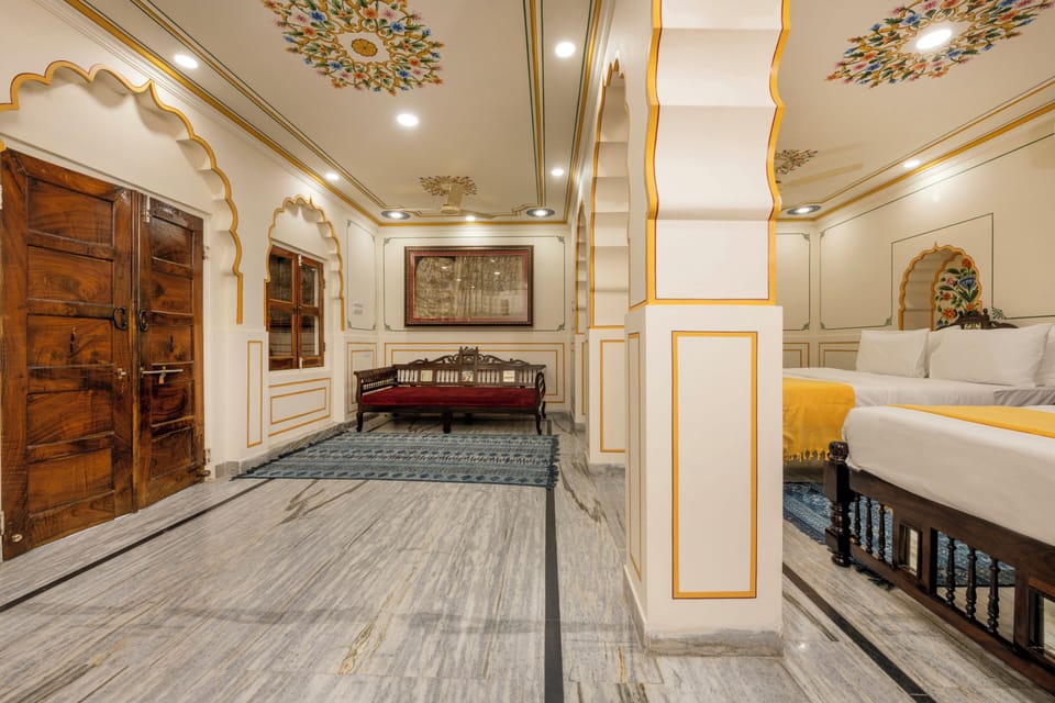 Luxury Quadruple Room | Free WiFi, bed sheets