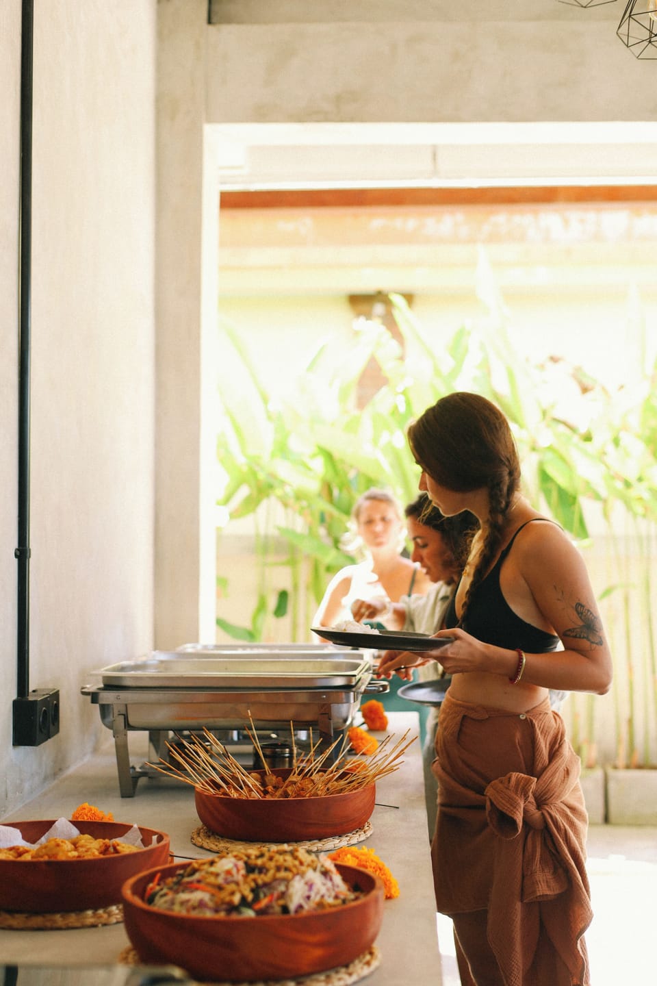 Daily cooked-to-order breakfast for a fee