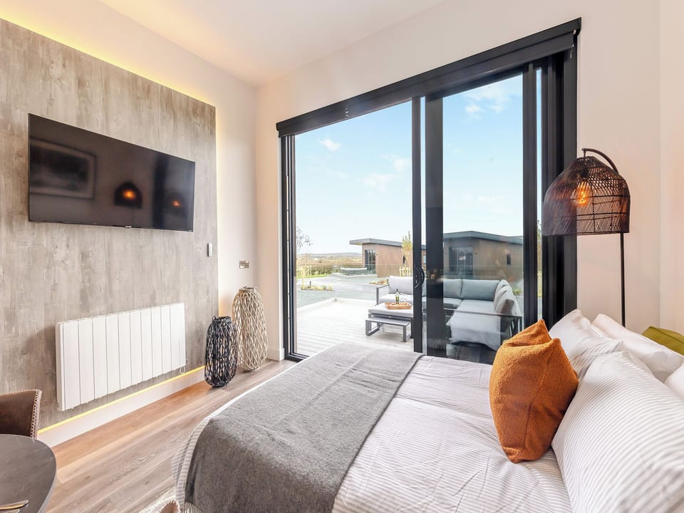 Double bedroom | Cadnant Lodge 2 - Ty Llwyd, Llangefni