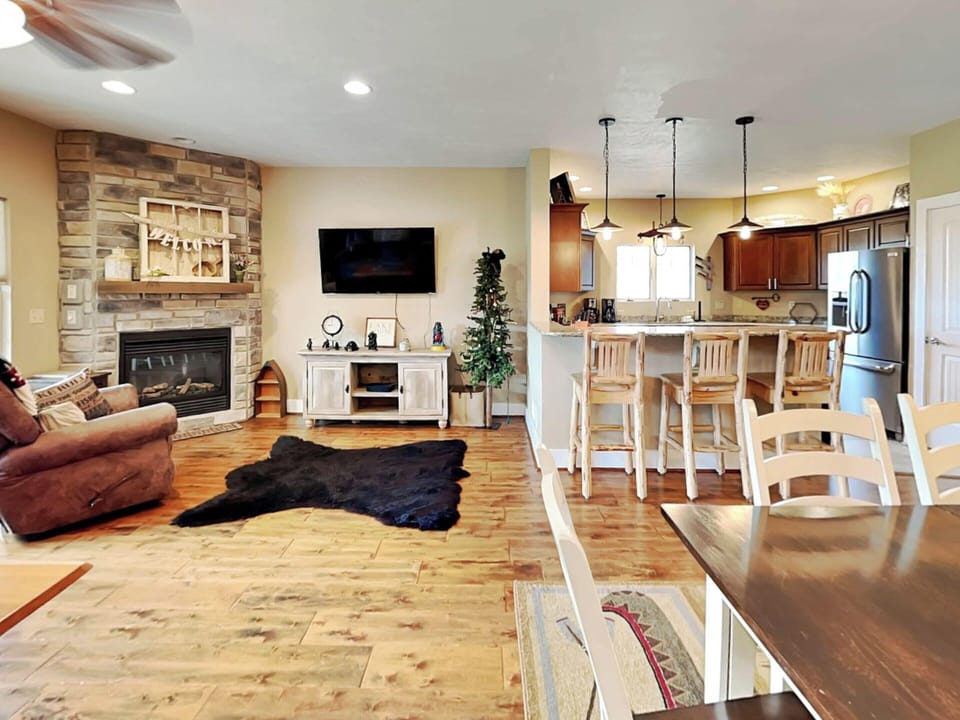 House (4 Bedrooms) | Property amenity