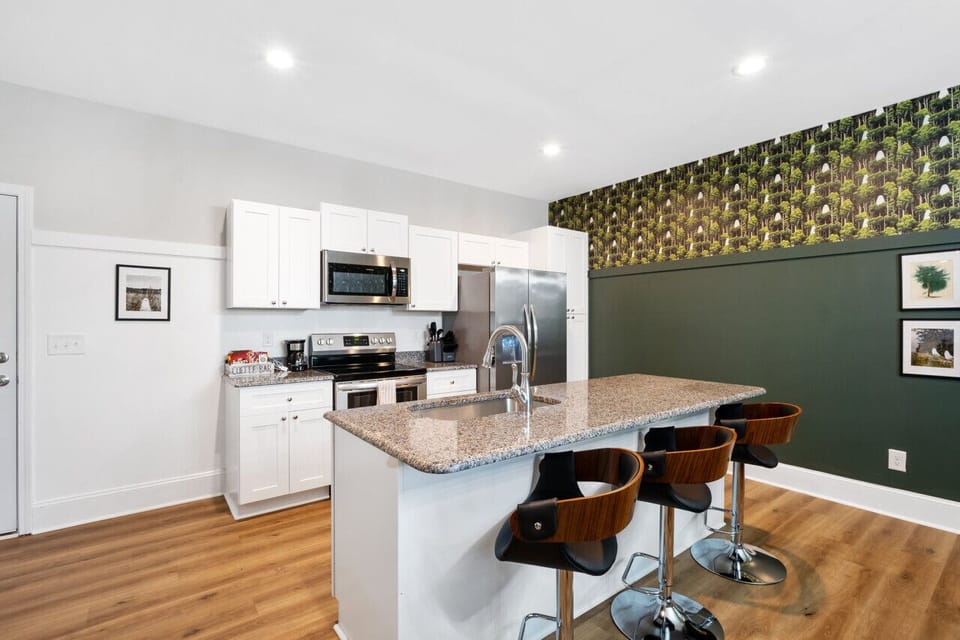 Enjoy a full equipped kitchen during your stay