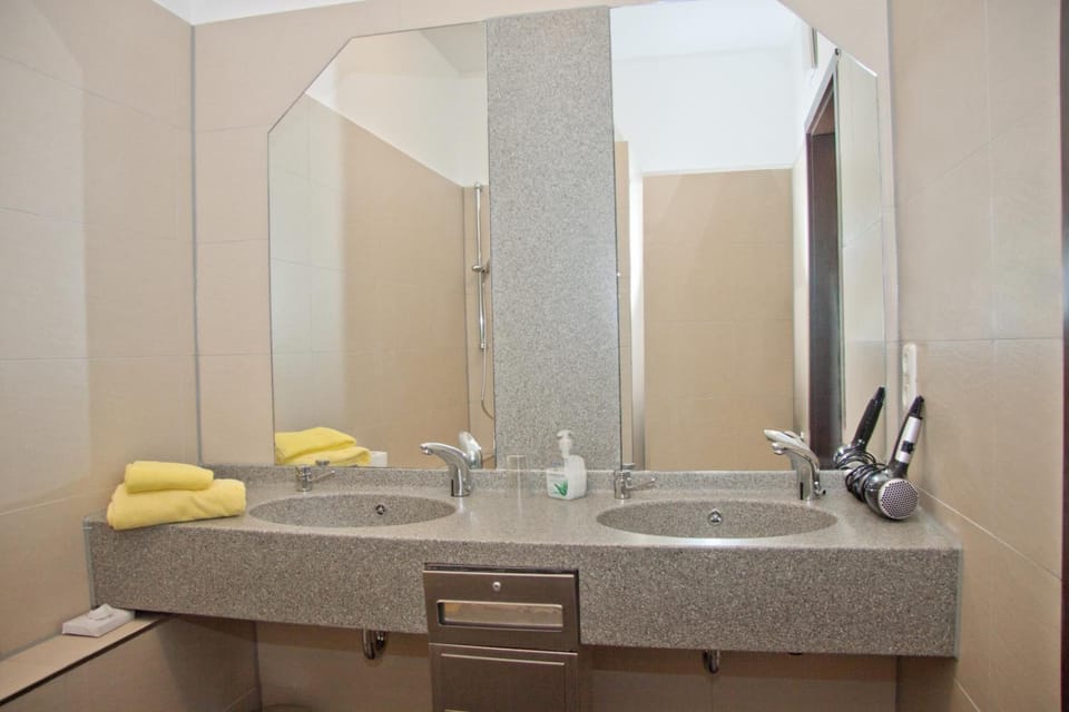 Hair dryer, towels