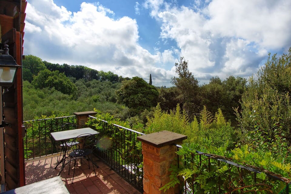 Balcony / Terrace / Patio, Building Exterior, Outdoor