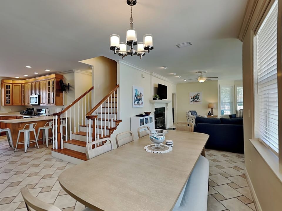 House, Multiple Beds, Patio, Garden View (Corner Castle) | Dining