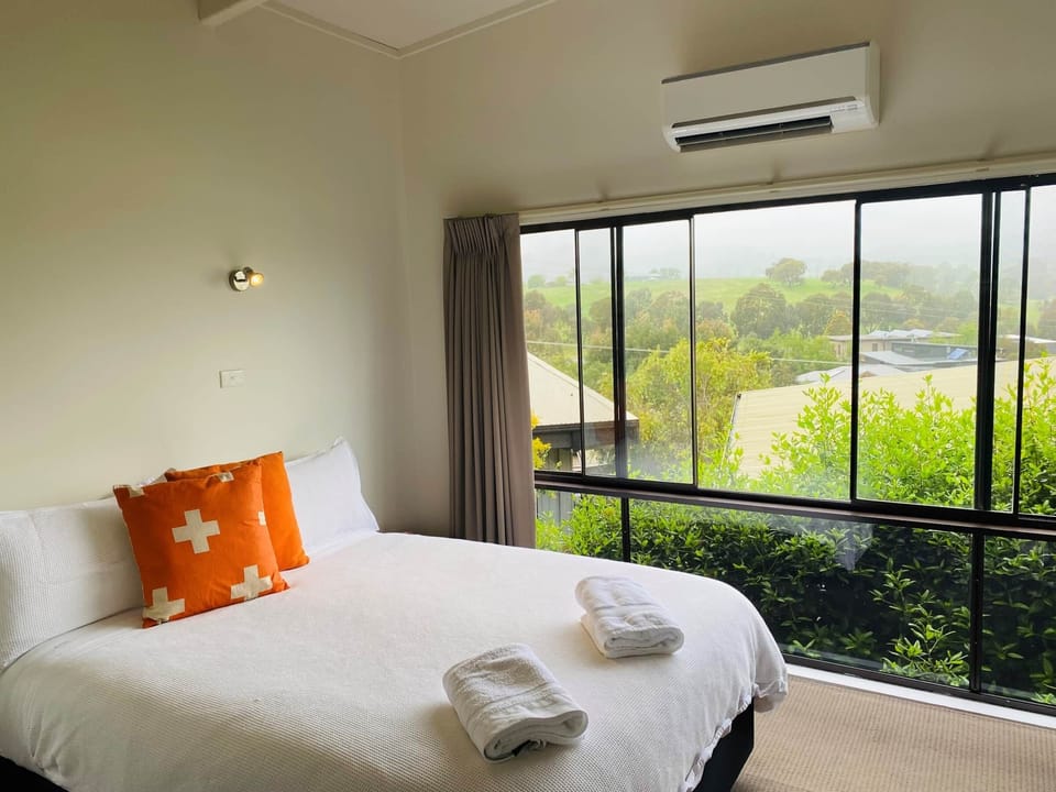 1 Bedroom Apartment Bedroom 1