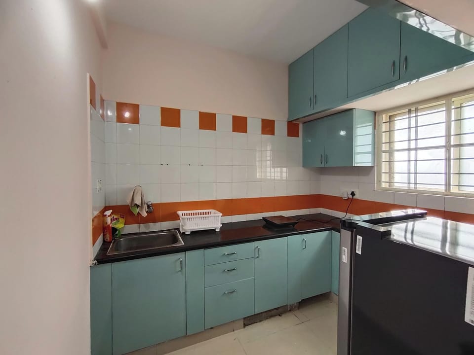 Apartment | Private kitchen | Fridge, stovetop, electric kettle, cookware/dishes/utensils