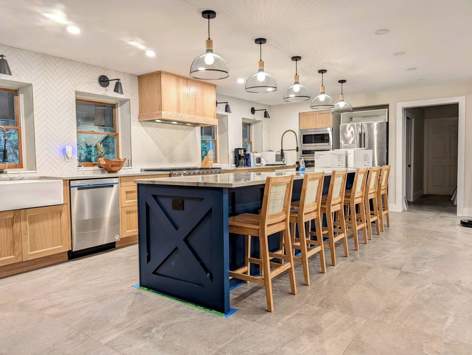 Kitchen with 13' island and six chairs 