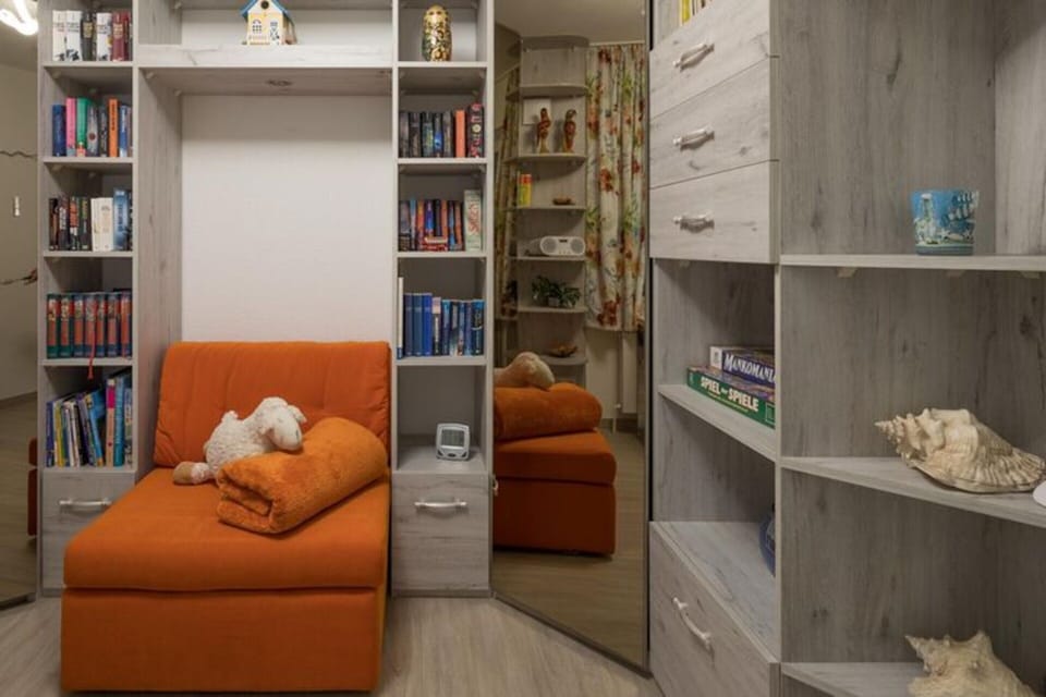 House | 2 bedrooms, individually furnished
