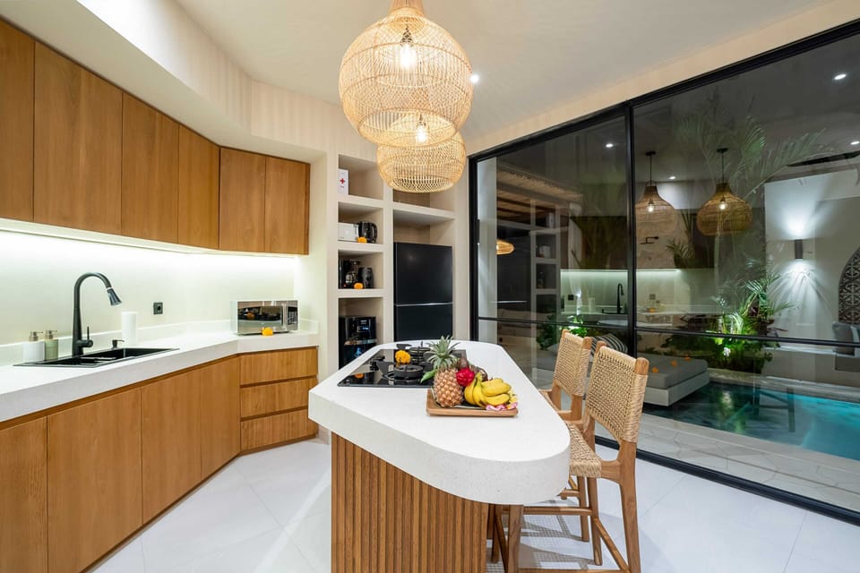 Basic Villa | Private kitchen | Fridge, microwave, stovetop, electric kettle