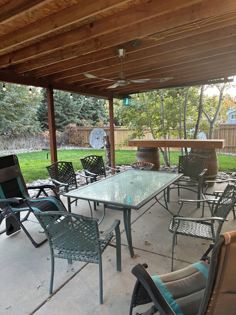 Outdoor dining