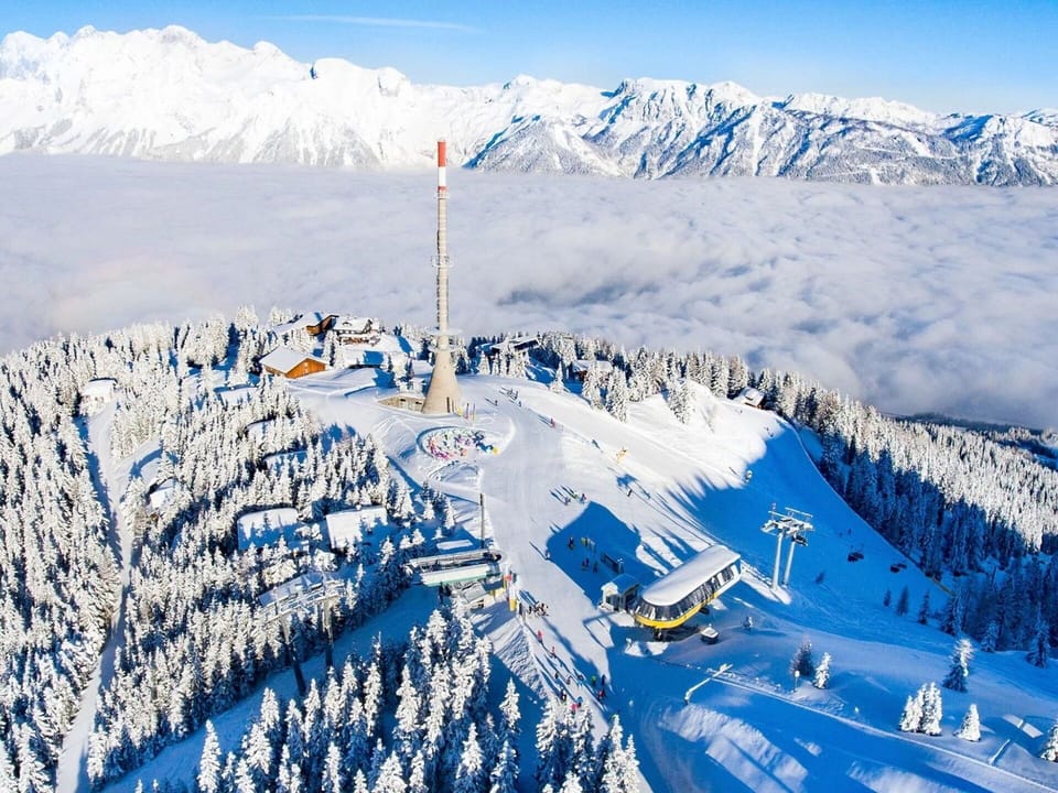 Sky, Snow, Mountain, Nature, Blue, Natural Environment, Slope, Freezing, Glacial Landform, Ice Cap