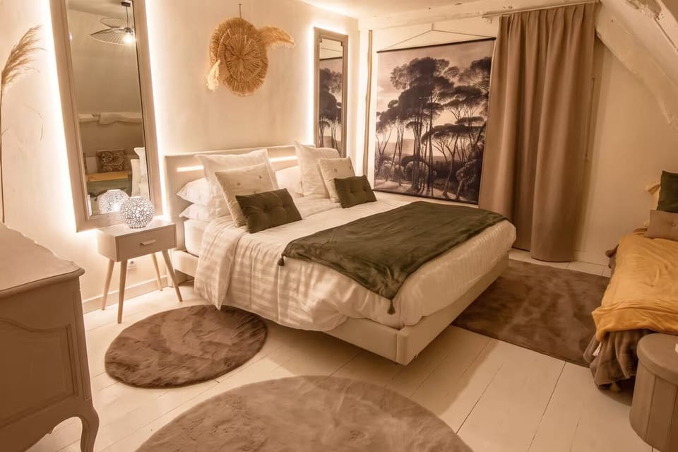 Deluxe Double Room, Multiple Beds, Hot Tub, Garden View | Premium bedding, Select Comfort beds, free WiFi