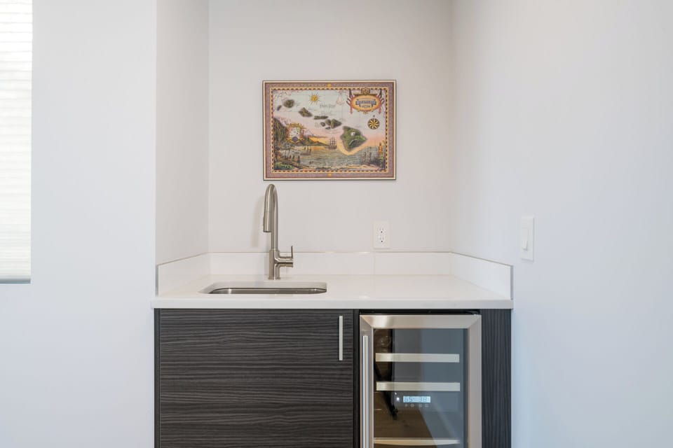 Master Suite has it's own wet bar and a huge sun deck