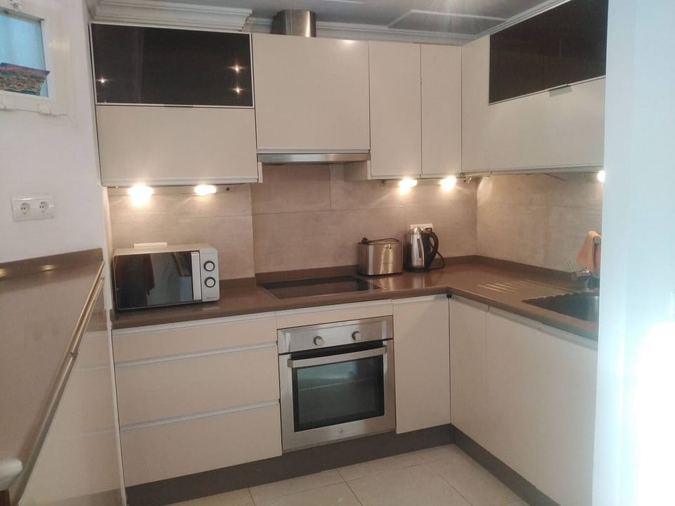 Apartment, 2 Bedrooms, Terrace, Garden View | Interior