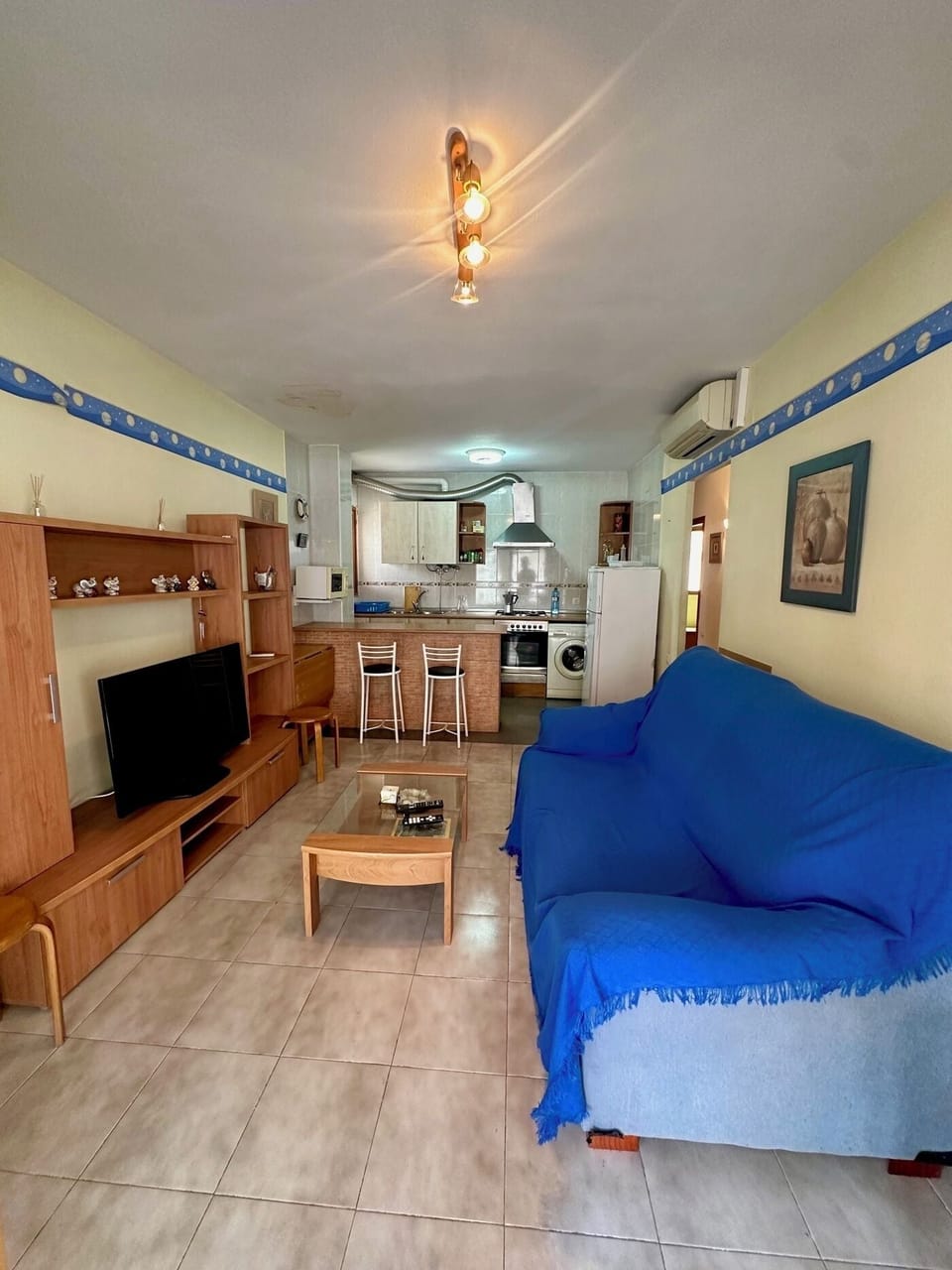 Apartment, 2 Bedrooms, Smoking, Terrace | Living area