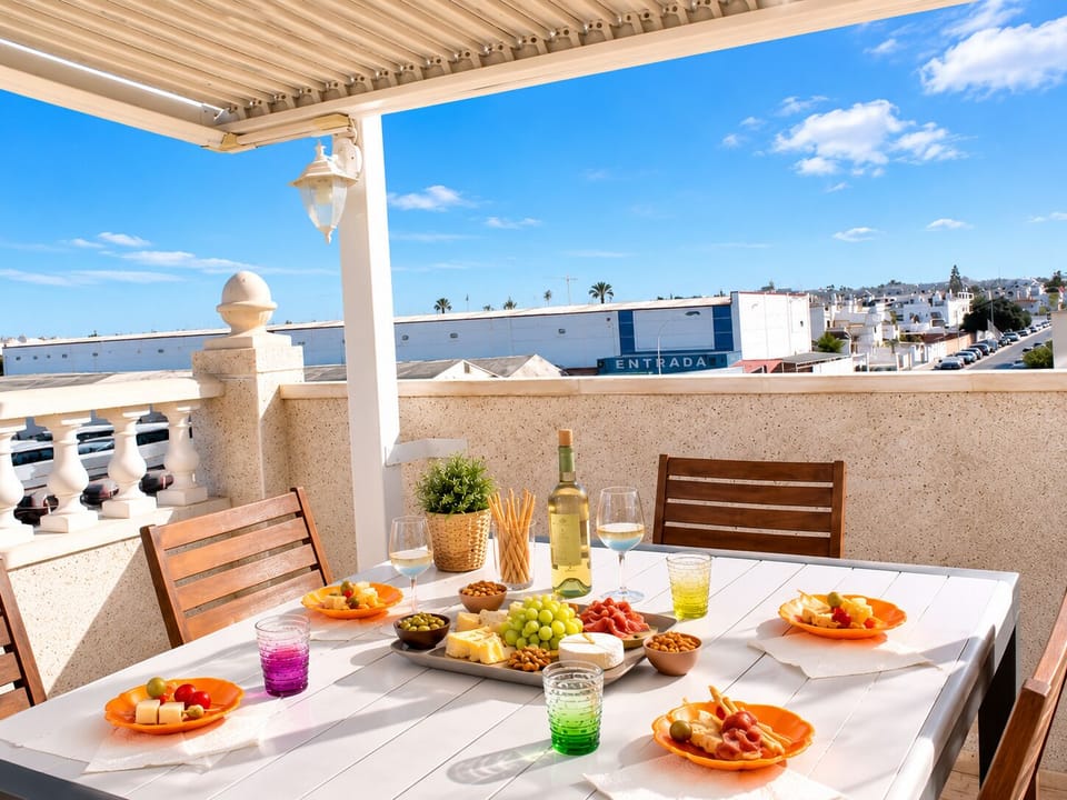 Apartment, 1 Bedroom, Terrace, City View | Outdoor dining