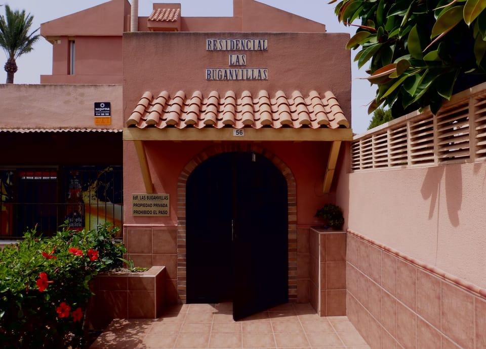 Apartment, 1 Bedroom, Pool View | Front of property
