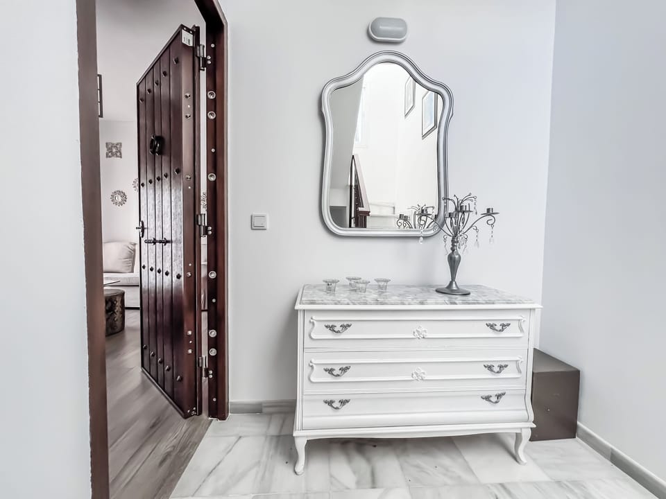 Apartment, 2 Bedrooms, Smoking, Terrace | Interior