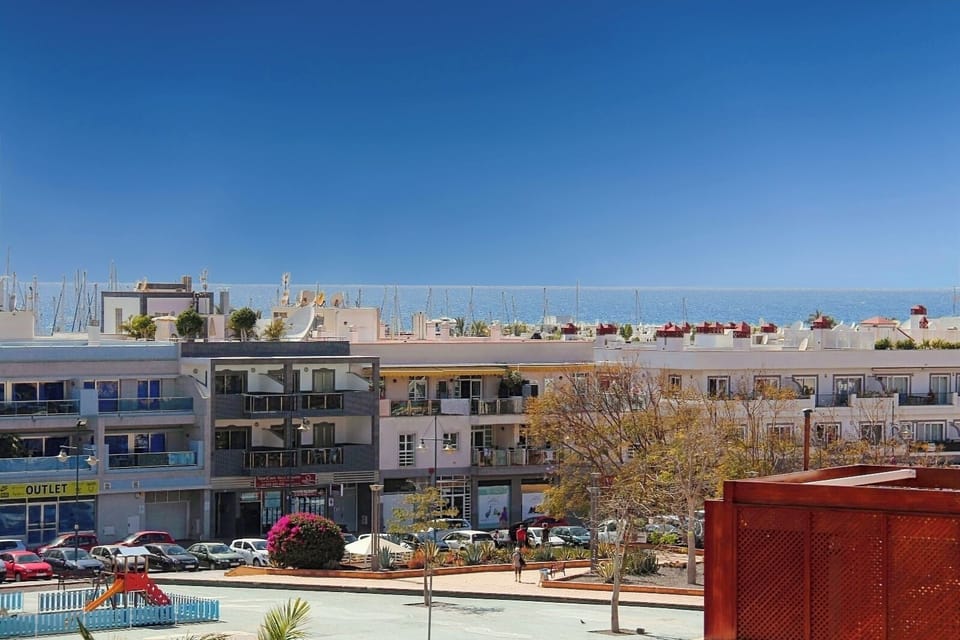 Apartment, 2 Bedrooms, Terrace, Mountain View | Parking | Self parking