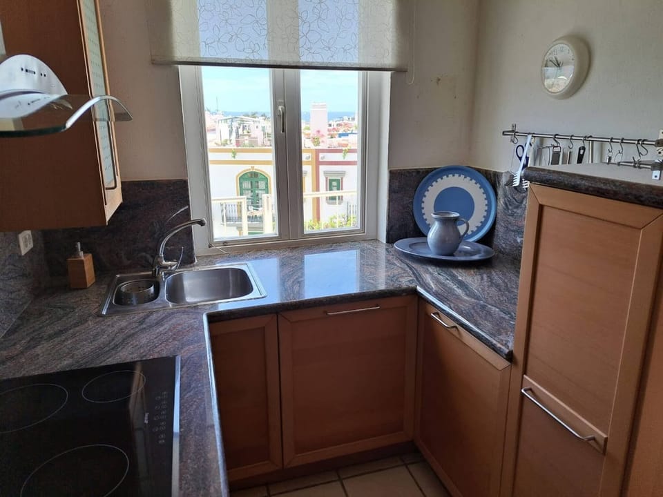 Apartment, 2 Bedrooms, Smoking | Interior