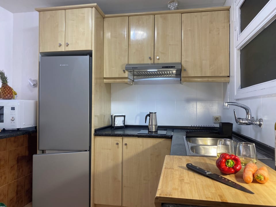 House, 2 Bedrooms, Smoking, Balcony | Interior