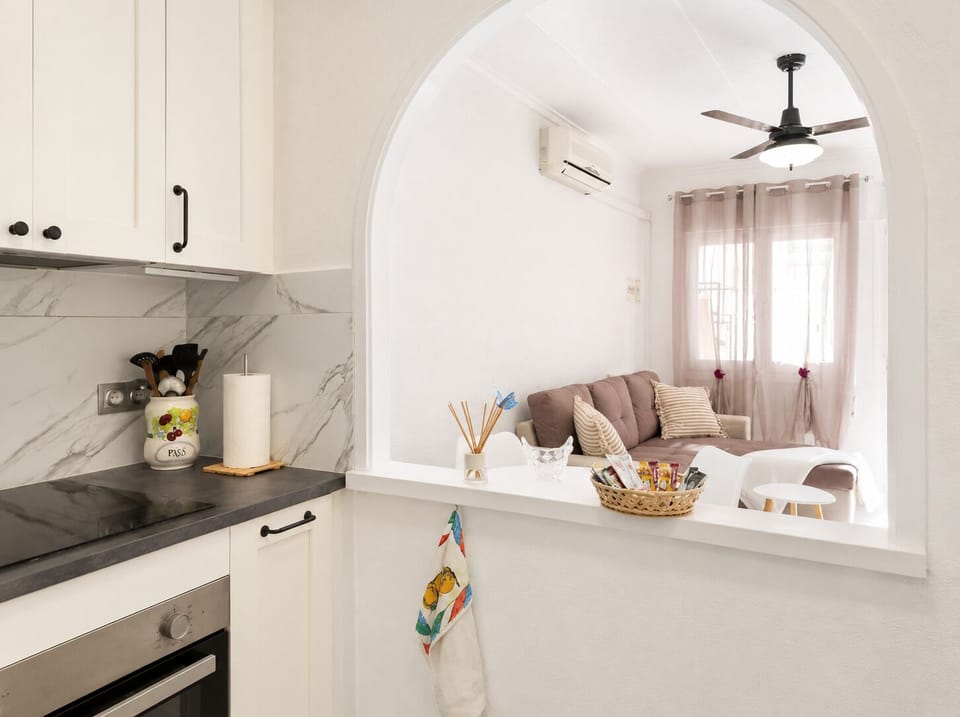 House, 2 Bedrooms, Smoking, Patio | Interior