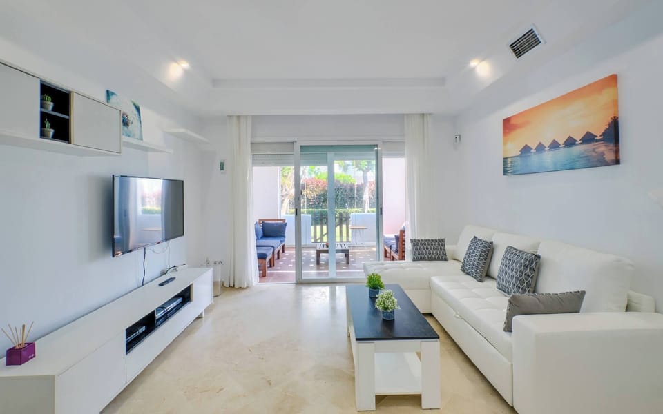 Apartment, 2 Bedrooms, Accessible, Patio | Living area