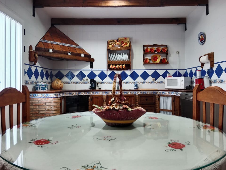 House, 3 Bedrooms, Smoking, Private Pool | Interior