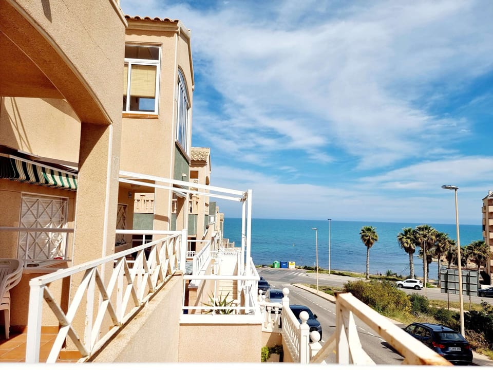 House, 2 Bedrooms, Smoking, Balcony | Property grounds
