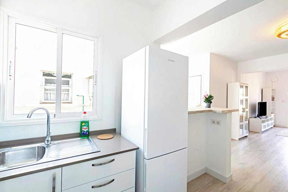Apartment, 2 Bedrooms, Balcony, City View | Private kitchen