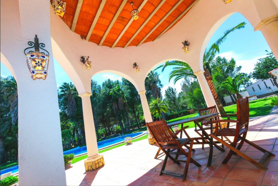 Villa, 5 Bedrooms, Smoking, Private Pool | Outdoor dining
