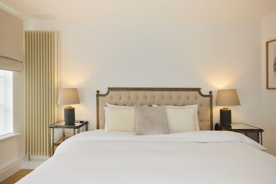 Apartment (1 Bedroom) | 1 bedroom, bed sheets