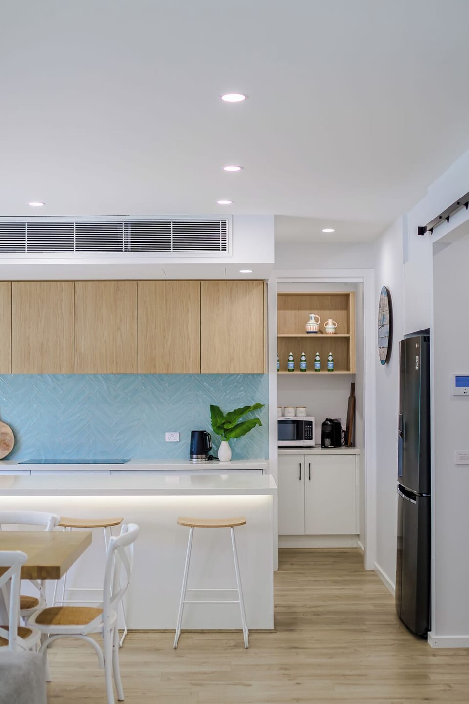Large kitchen with walk in pantry