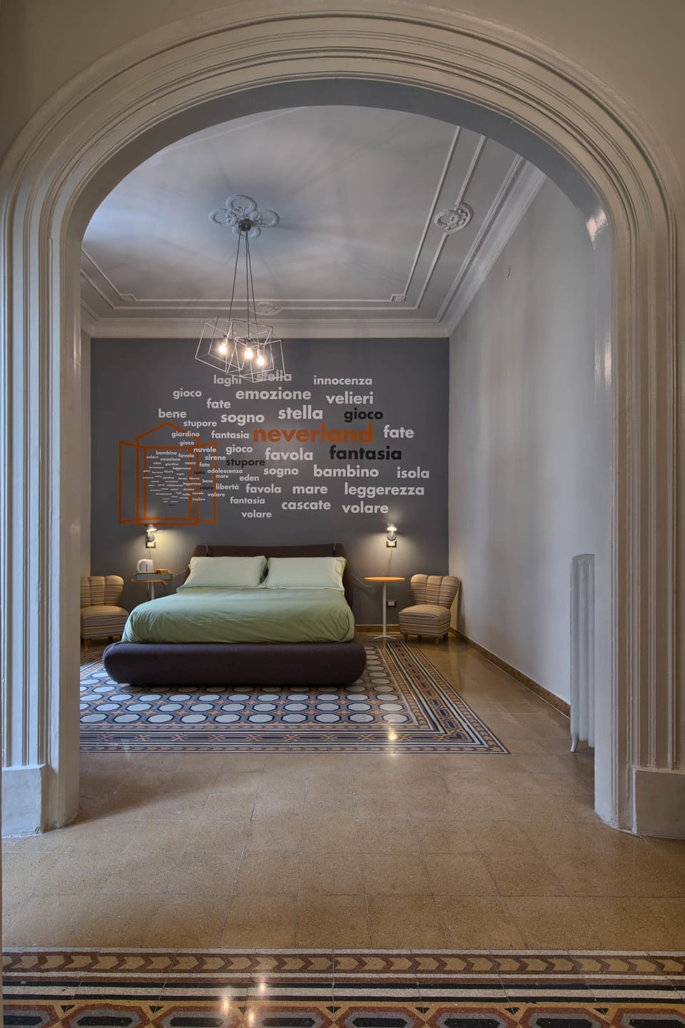 Suite | Premium bedding, down comforters, in-room safe, desk