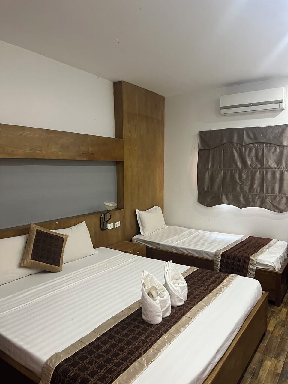 Family Room, City View | In-room safe, free WiFi