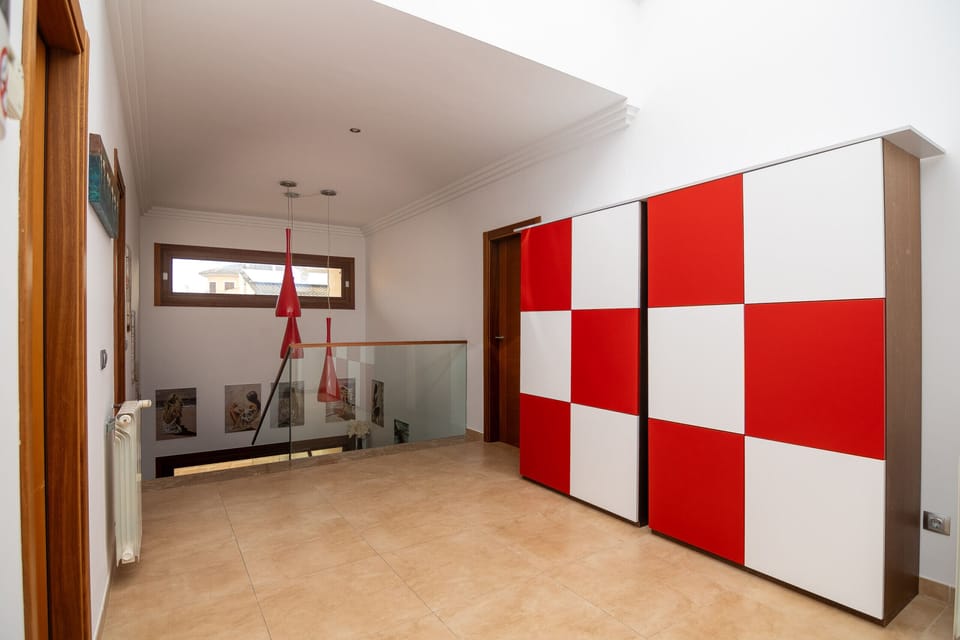 Villa in Muro, quiet, for the whole family and with swimming pool