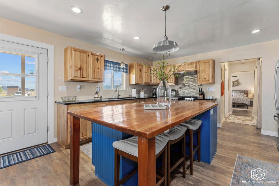 Island in Kitchen 