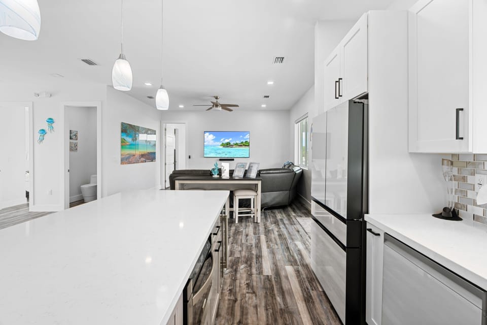 House | 4 bedrooms, desk, high-speed internet