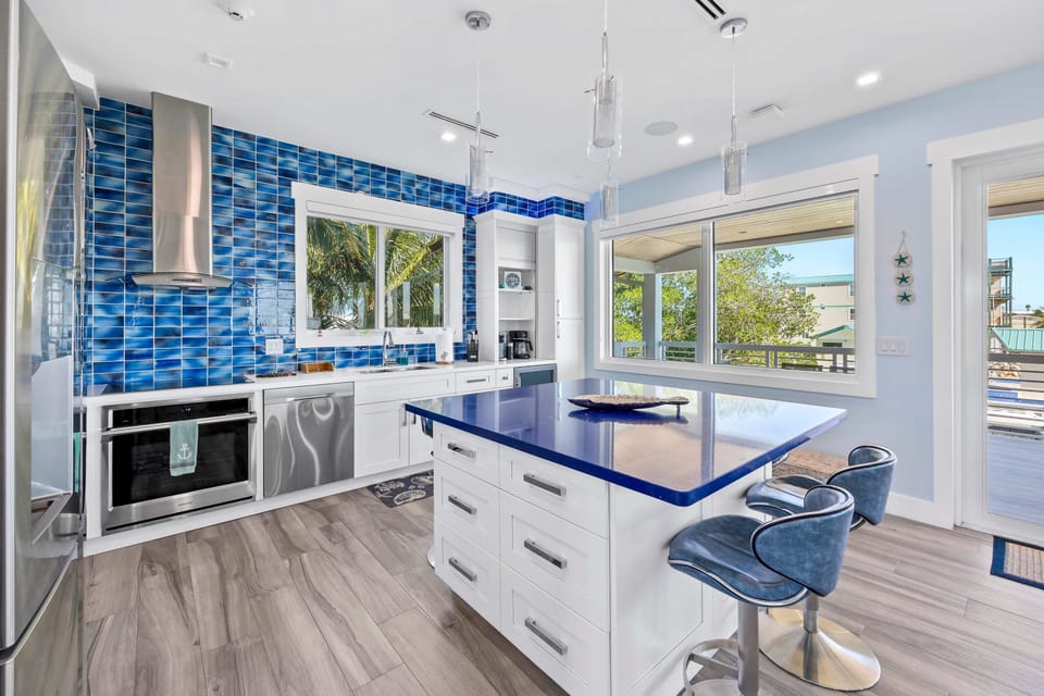 House, Smoking | 4 bedrooms, desk, high-speed internet