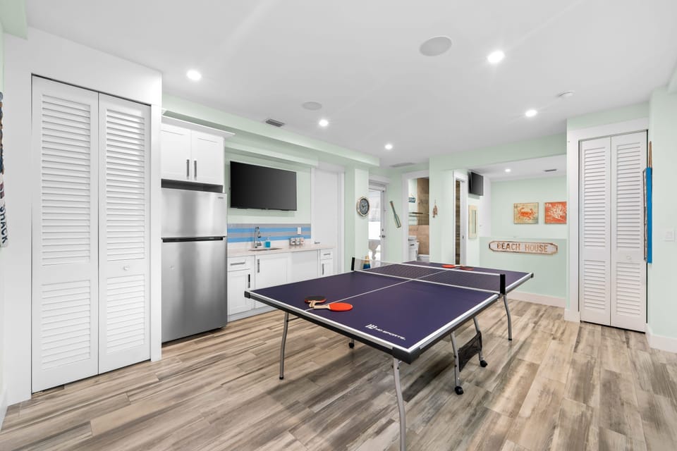 House, Smoking | 4 bedrooms, desk, high-speed internet