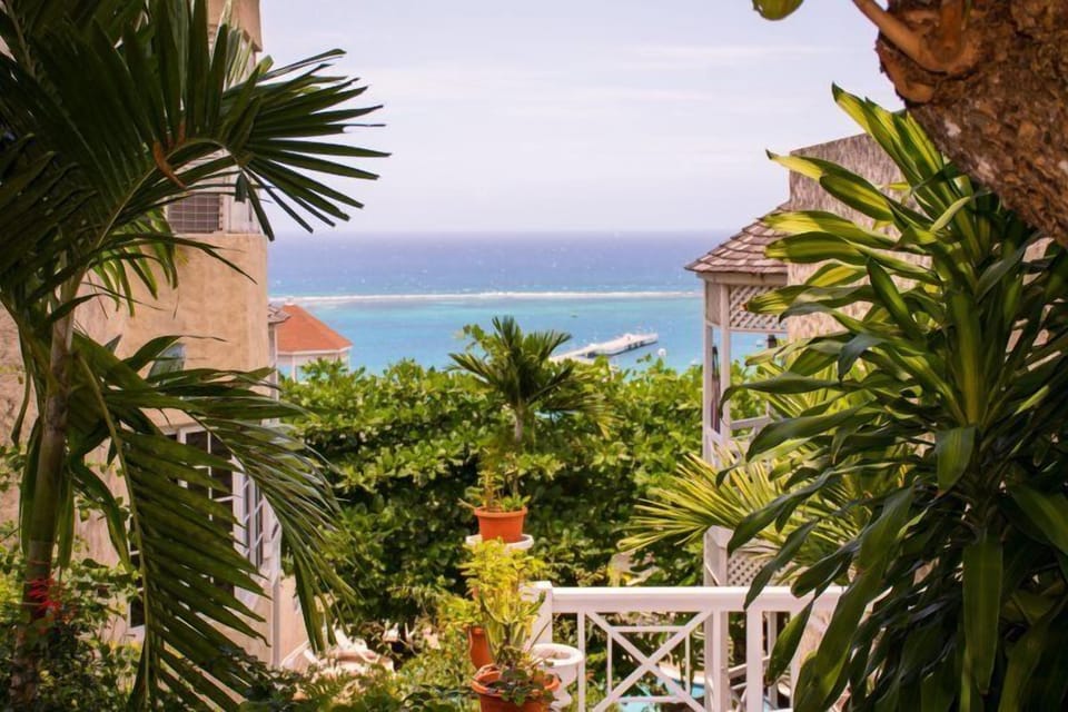 Beach/ocean view